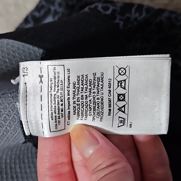 Adidas Medium Compression Shorts - Picture 4 of 7